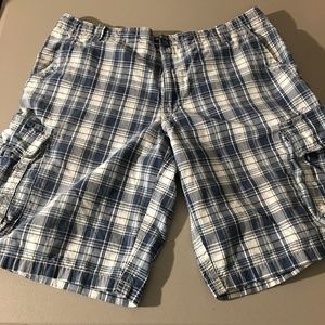 Aeropostale Men's Plaid Authentic Cargo Shorts